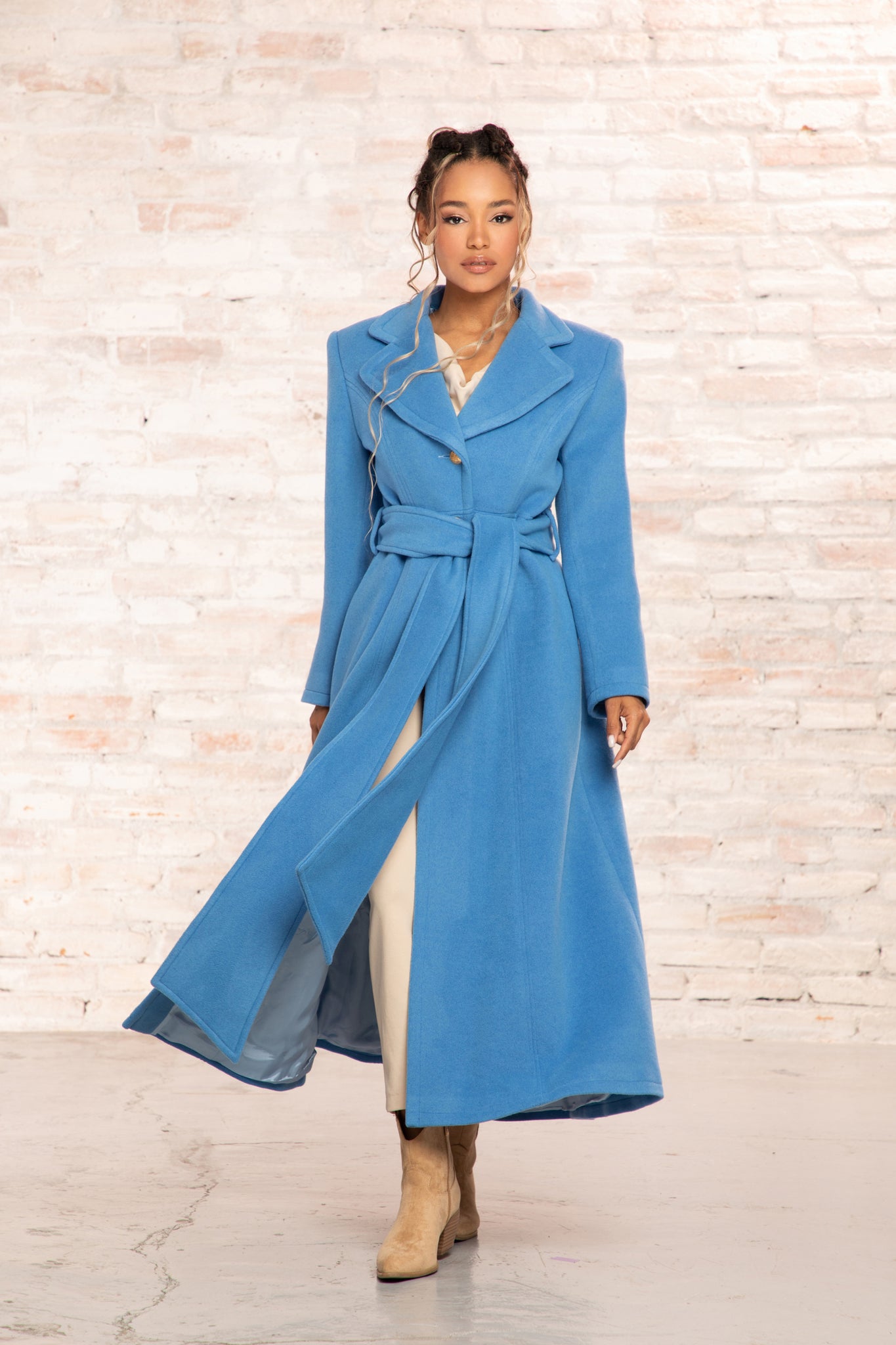 CLASSY BLUE COAT