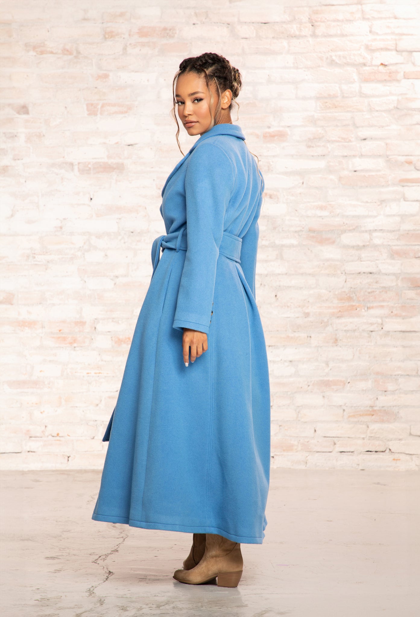 CLASSY BLUE COAT