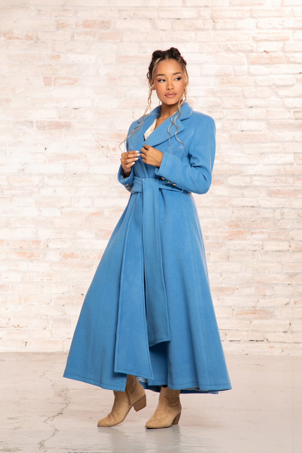 CLASSY BLUE COAT