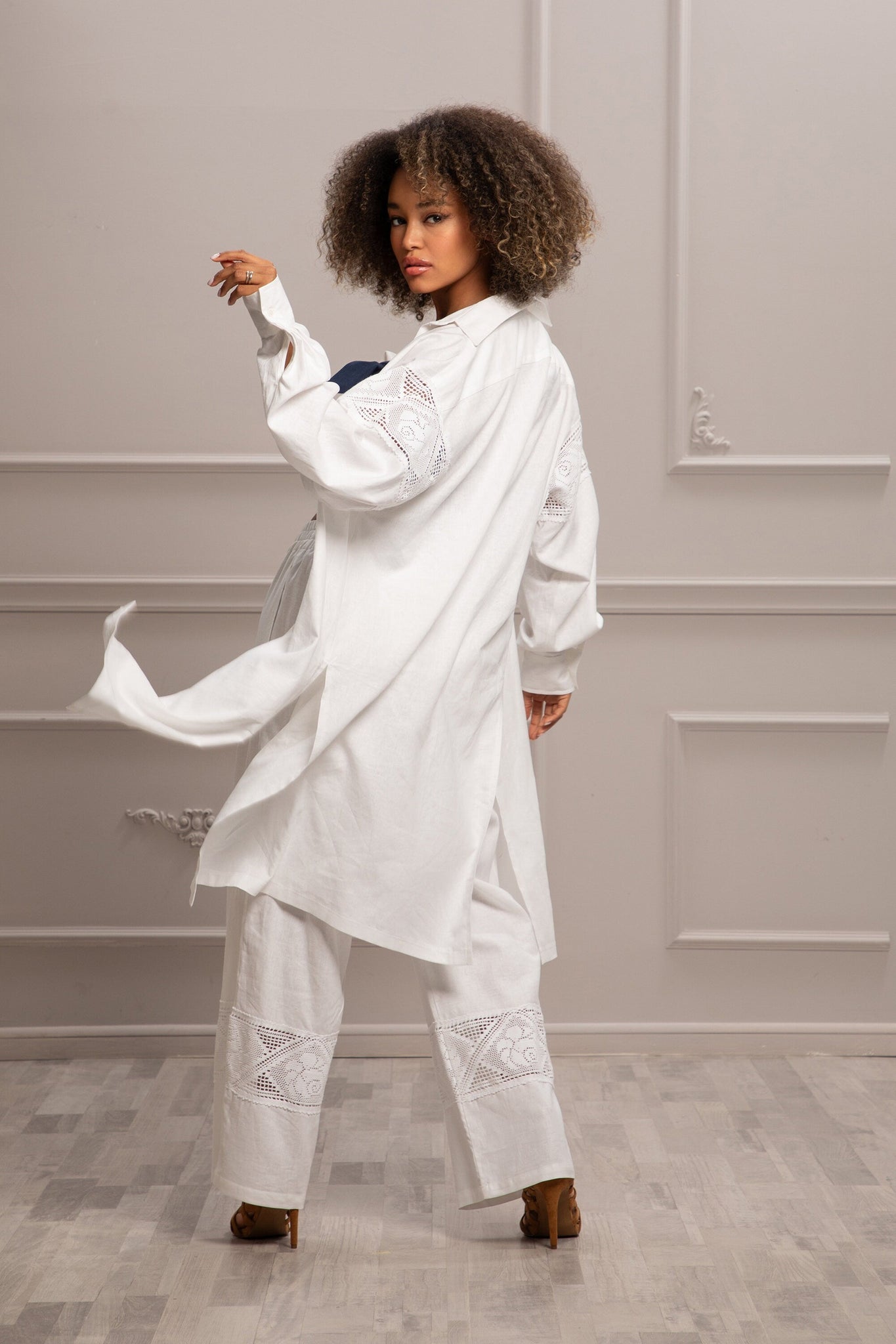 LINEN TUNIC SHIRT - Astraea