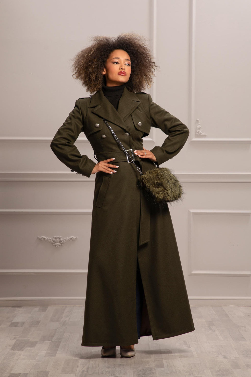 MILITARY GREEN OVERCOAT - Astraea