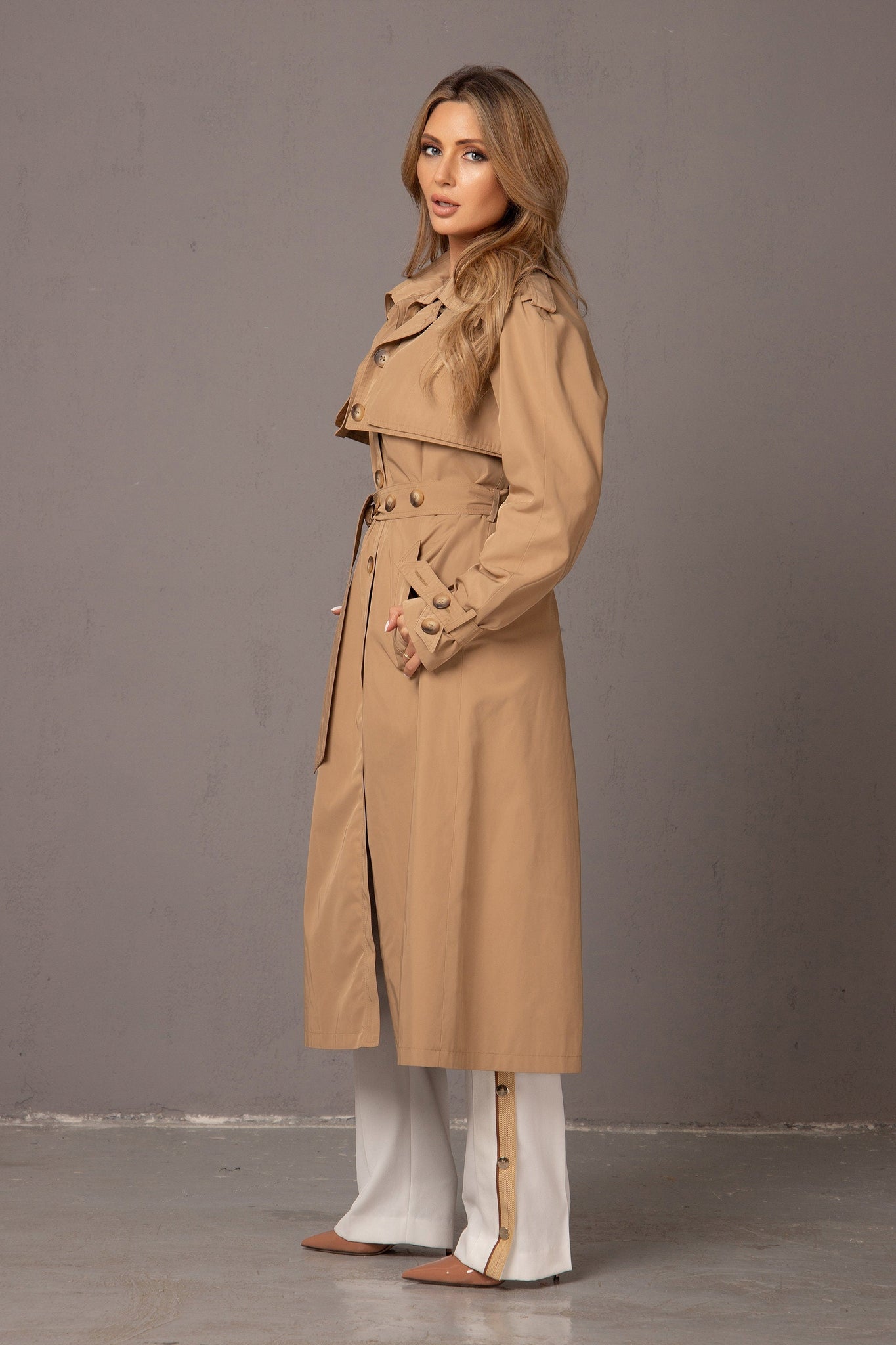 3 OUTFITS IN 1 TRENCH COAT - Astraea