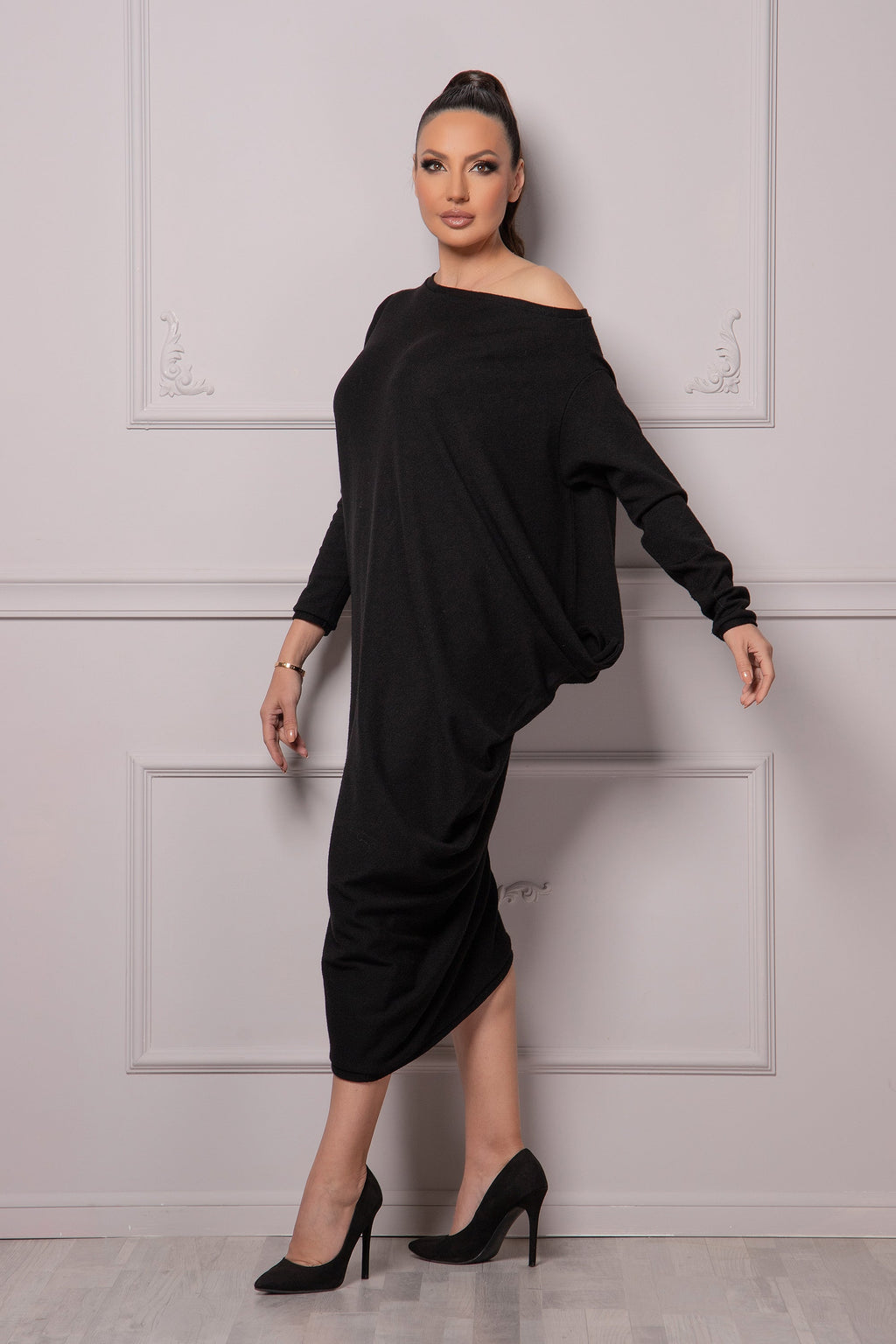 DRAPED LOOSE DRESS - Astraea