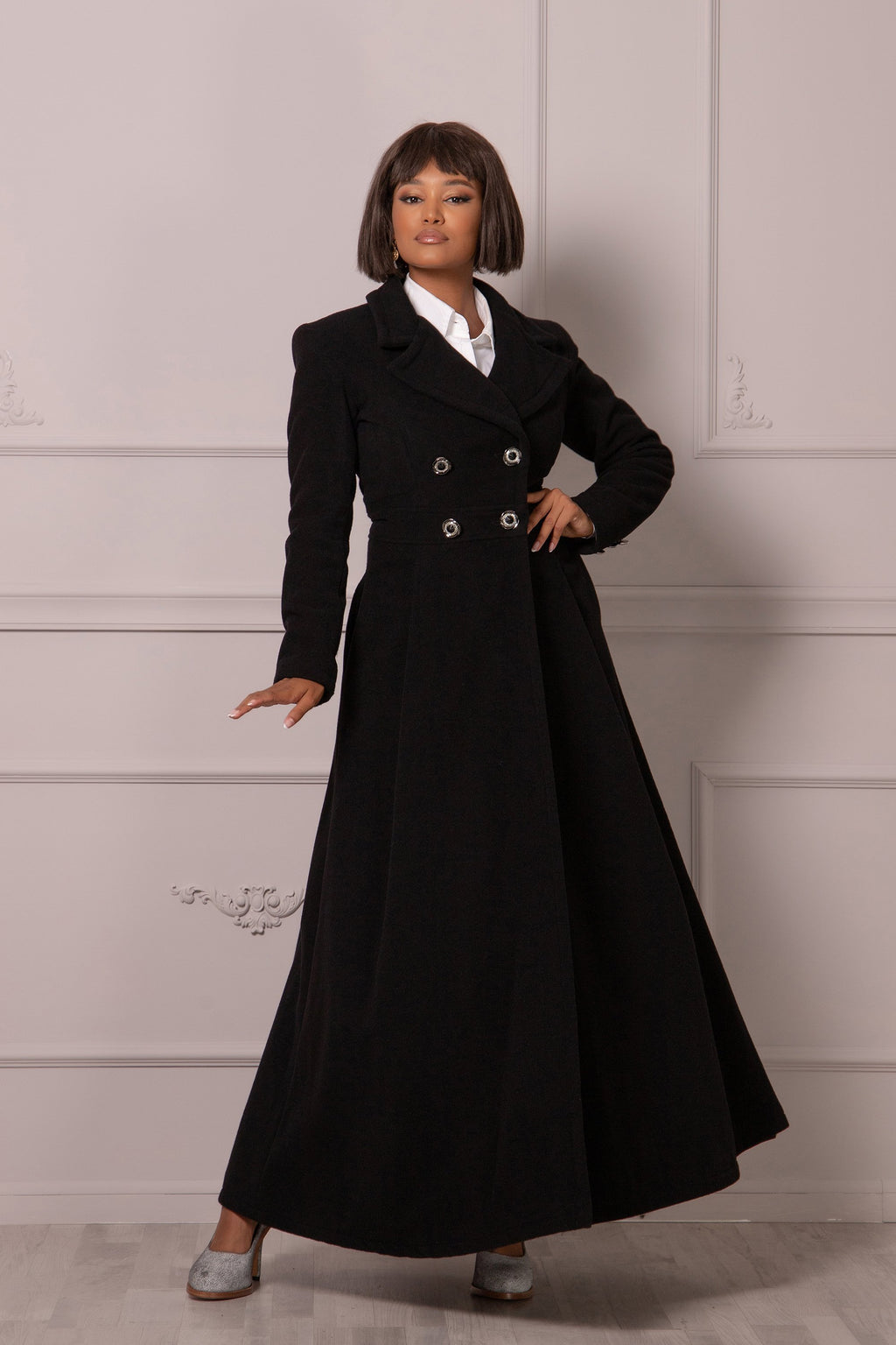 ELEGANT WINTER MAXI COAT - Astraea