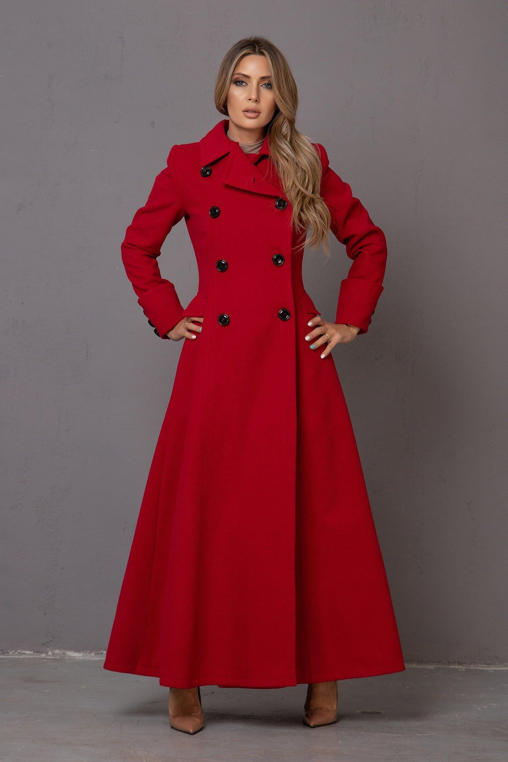 FLATTERING LONG COAT - Astraea