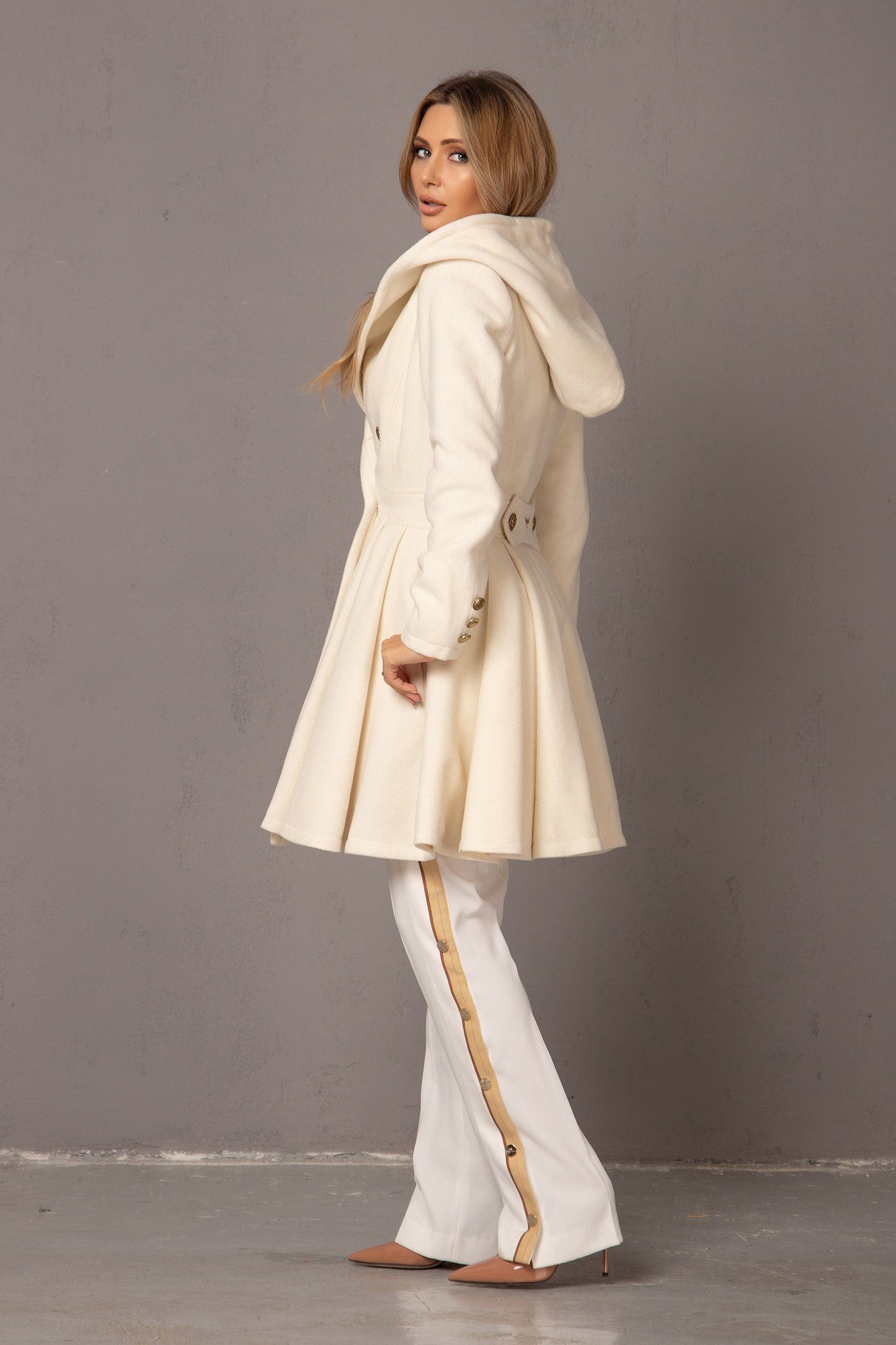 SWING HOOD COAT - Astraea